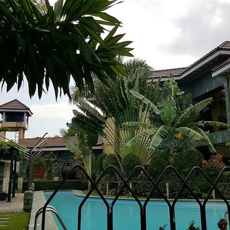 Mactan Breeze - Airport Bed And Breakfast Lapu-Lapu City Eksteriør billede