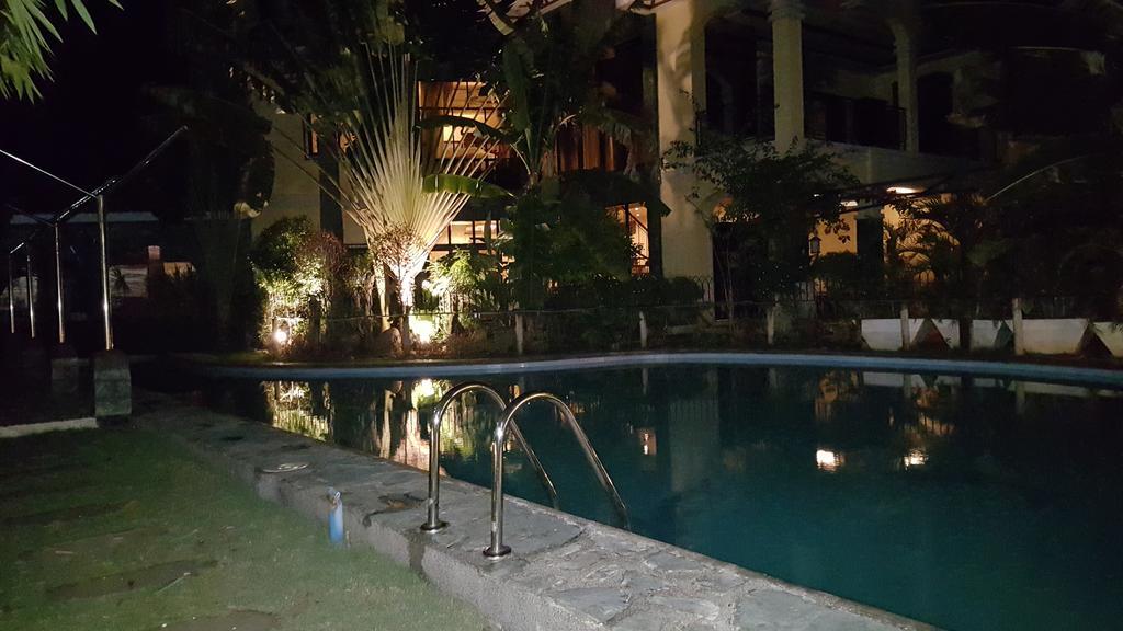 Mactan Breeze - Airport Bed And Breakfast Lapu-Lapu City Eksteriør billede
