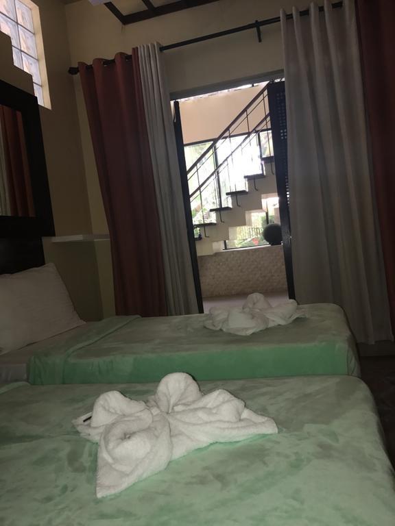 Mactan Breeze - Airport Bed And Breakfast Lapu-Lapu City Eksteriør billede