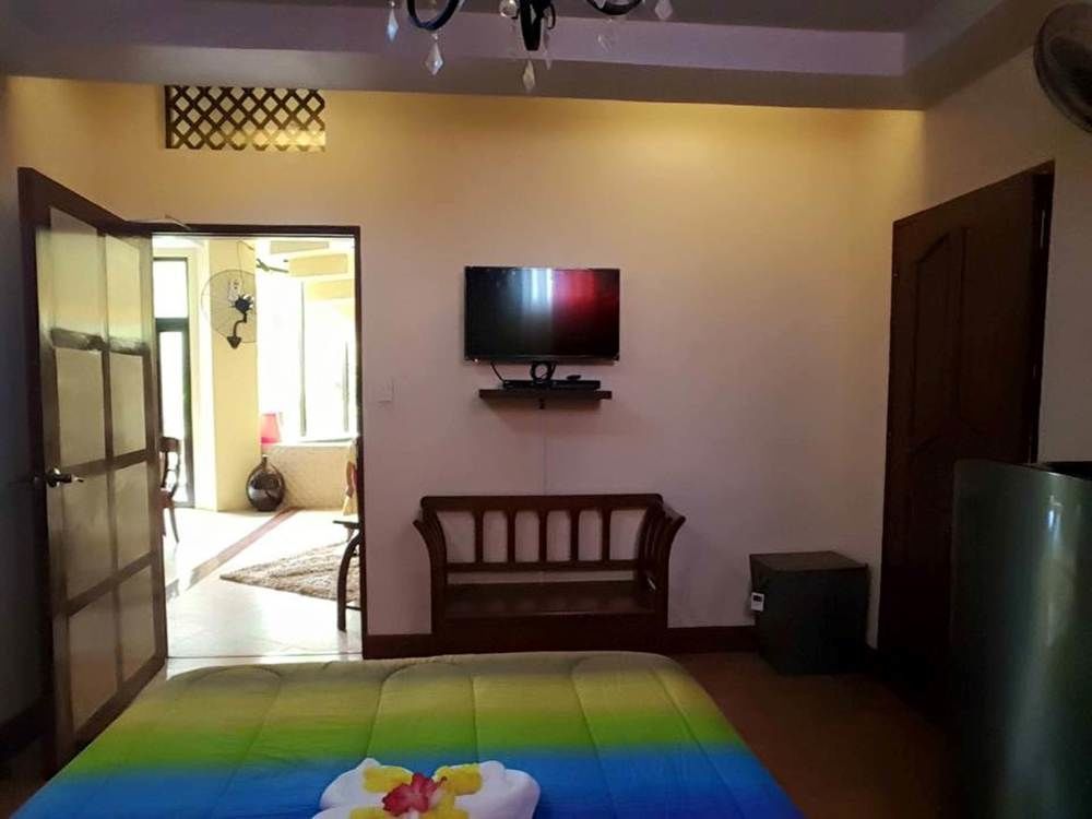 Mactan Breeze - Airport Bed And Breakfast Lapu-Lapu City Eksteriør billede